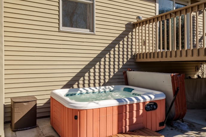 651 GENOA, CHERRY VALLEY, Illinois 61016, 4 Bedrooms Bedrooms, ,3 BathroomsBathrooms,House,For Sale,GENOA,202601048