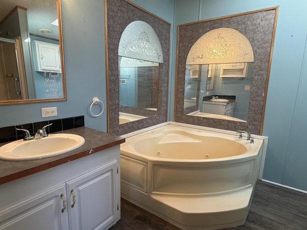 5683 Rockport, LOVES PARK, Illinois 61111, 3 Bedrooms Bedrooms, ,2 BathroomsBathrooms,House,For Sale,Rockport,202601262