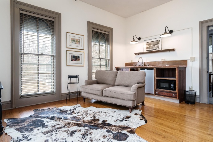 326 2nd, ROCKFORD, Illinois 61104, 6 Bedrooms Bedrooms, ,3 BathroomsBathrooms,House,For Sale,2nd,202601263