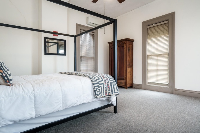 326 2nd, ROCKFORD, Illinois 61104, 6 Bedrooms Bedrooms, ,3 BathroomsBathrooms,House,For Sale,2nd,202601263