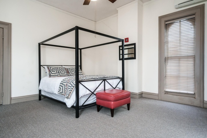 326 2nd, ROCKFORD, Illinois 61104, 6 Bedrooms Bedrooms, ,3 BathroomsBathrooms,House,For Sale,2nd,202601263