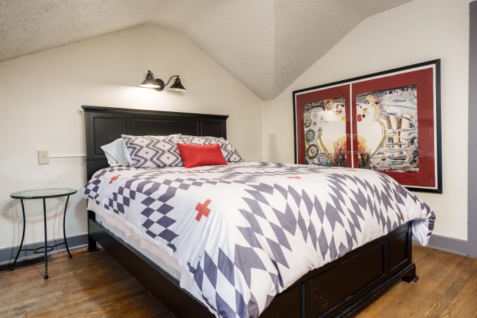 326 2nd, ROCKFORD, Illinois 61104, 6 Bedrooms Bedrooms, ,3 BathroomsBathrooms,House,For Sale,2nd,202601263