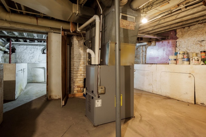 326 2nd, ROCKFORD, Illinois 61104, 6 Bedrooms Bedrooms, ,3 BathroomsBathrooms,House,For Sale,2nd,202601263