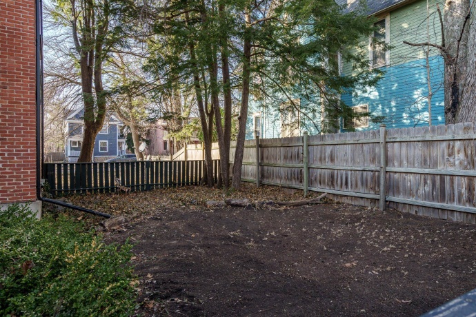 326 2nd, ROCKFORD, Illinois 61104, 6 Bedrooms Bedrooms, ,3 BathroomsBathrooms,House,For Sale,2nd,202601263