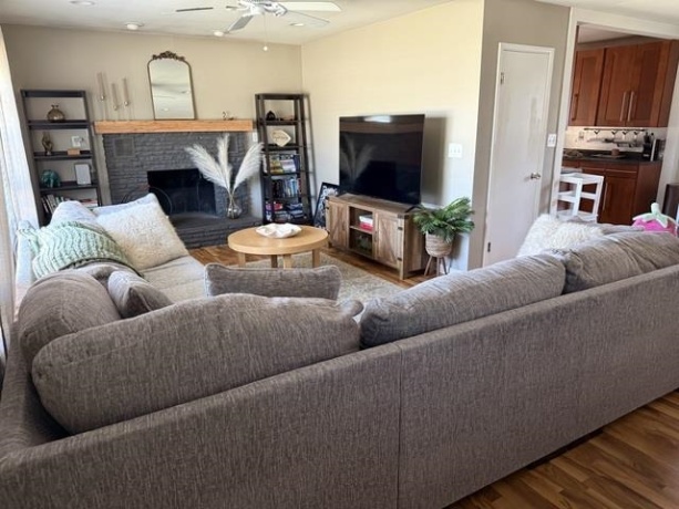 2530 8th, Peru, Illinois 61354, 2 Bedrooms Bedrooms, ,1 BathroomBathrooms,House,For Sale,8th,202601268