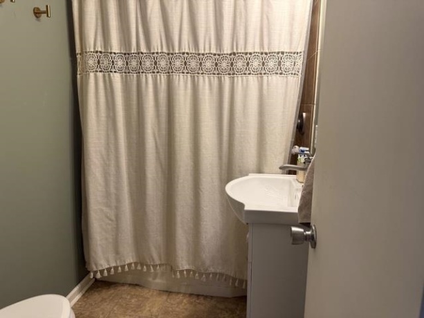 2530 8th, Peru, Illinois 61354, 2 Bedrooms Bedrooms, ,1 BathroomBathrooms,House,For Sale,8th,202601268