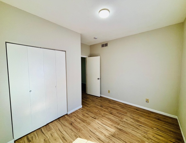 2930 11th, ROCKFORD, Illinois 61109, 2 Bedrooms Bedrooms, ,1 BathroomBathrooms,House,For Sale,11th,202601273