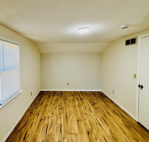 2930 11th, ROCKFORD, Illinois 61109, 2 Bedrooms Bedrooms, ,1 BathroomBathrooms,House,For Sale,11th,202601273