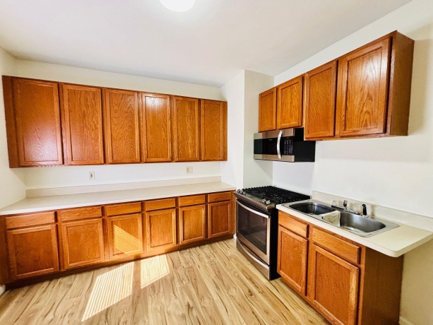 2930 11th, ROCKFORD, Illinois 61109, 2 Bedrooms Bedrooms, ,1 BathroomBathrooms,House,For Sale,11th,202601273