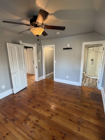 216 Washington, ELIZABETH, Illinois 61028, 4 Bedrooms Bedrooms, ,2 BathroomsBathrooms,House,For Sale,Washington,202601275