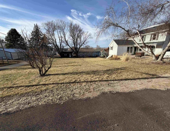 216 Washington, ELIZABETH, Illinois 61028, 4 Bedrooms Bedrooms, ,2 BathroomsBathrooms,House,For Sale,Washington,202601275