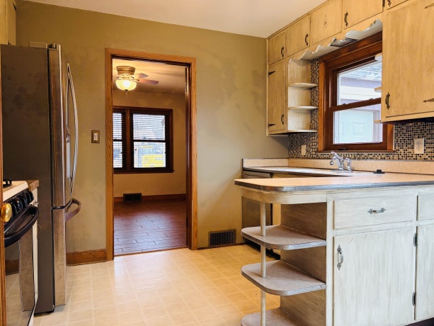 5003 Arlington, LOVES PARK, Illinois 61111, 3 Bedrooms Bedrooms, ,1 BathroomBathrooms,House,For Sale,Arlington,202601281