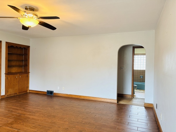 5003 Arlington, LOVES PARK, Illinois 61111, 3 Bedrooms Bedrooms, ,1 BathroomBathrooms,House,For Sale,Arlington,202601281