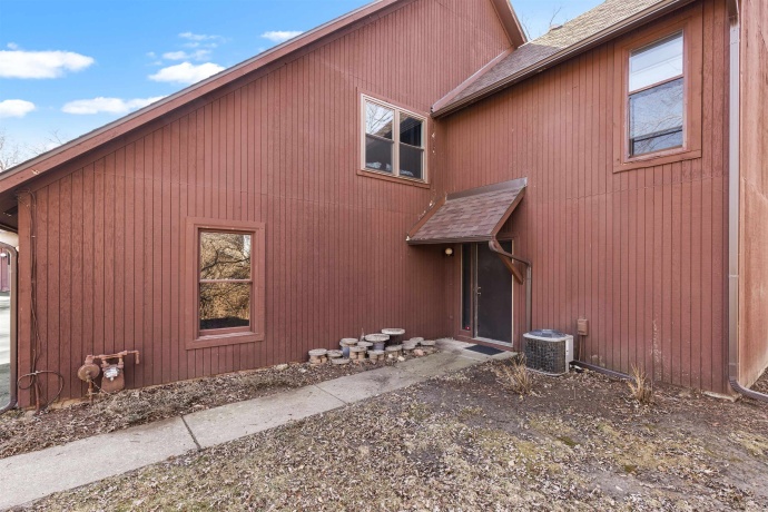 5027 Woodlake, LOVES PARK, Illinois 61111, 1 Bedroom Bedrooms, ,1 BathroomBathrooms,Condominium,For Sale,Woodlake,202601279