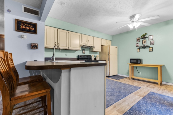 5027 Woodlake, LOVES PARK, Illinois 61111, 1 Bedroom Bedrooms, ,1 BathroomBathrooms,Condominium,For Sale,Woodlake,202601279