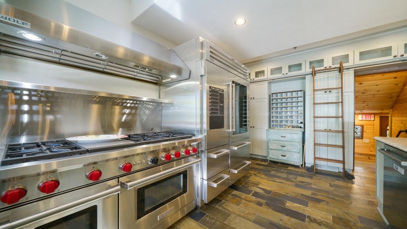 409 State, FRANKLIN GROVE, Illinois 61031, 9 Bedrooms Bedrooms, ,9 BathroomsBathrooms,House,For Sale,State,202506483