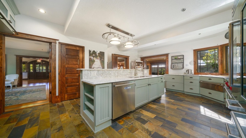 409 State, FRANKLIN GROVE, Illinois 61031, 9 Bedrooms Bedrooms, ,9 BathroomsBathrooms,House,For Sale,State,202506483