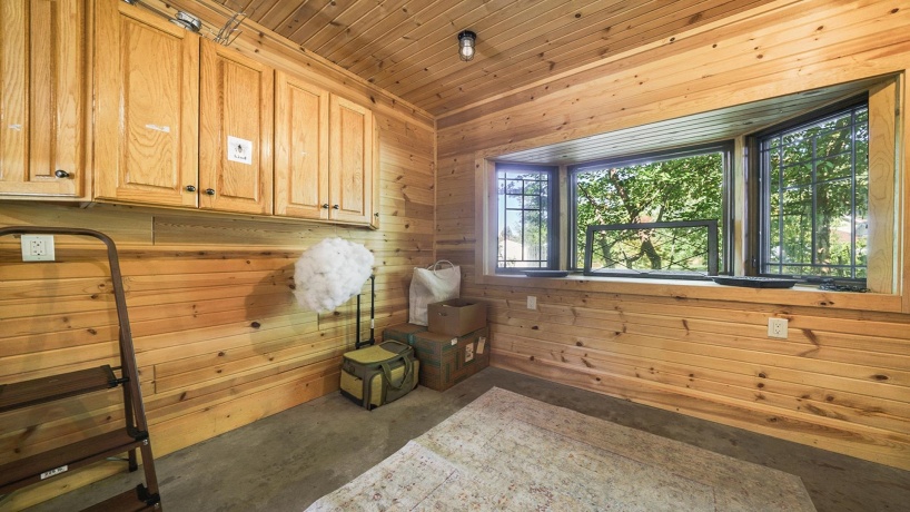 409 State, FRANKLIN GROVE, Illinois 61031, 9 Bedrooms Bedrooms, ,9 BathroomsBathrooms,House,For Sale,State,202506483