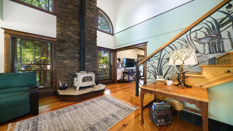 409 State, FRANKLIN GROVE, Illinois 61031, 9 Bedrooms Bedrooms, ,9 BathroomsBathrooms,House,For Sale,State,202506483