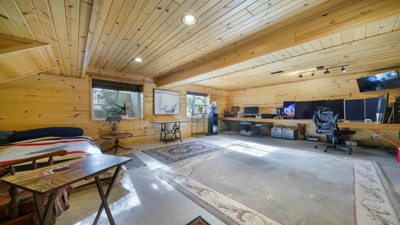 409 State, FRANKLIN GROVE, Illinois 61031, 9 Bedrooms Bedrooms, ,9 BathroomsBathrooms,House,For Sale,State,202506483