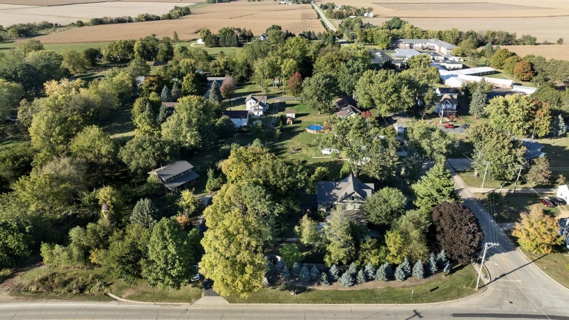 409 State, FRANKLIN GROVE, Illinois 61031, 9 Bedrooms Bedrooms, ,9 BathroomsBathrooms,House,For Sale,State,202506483