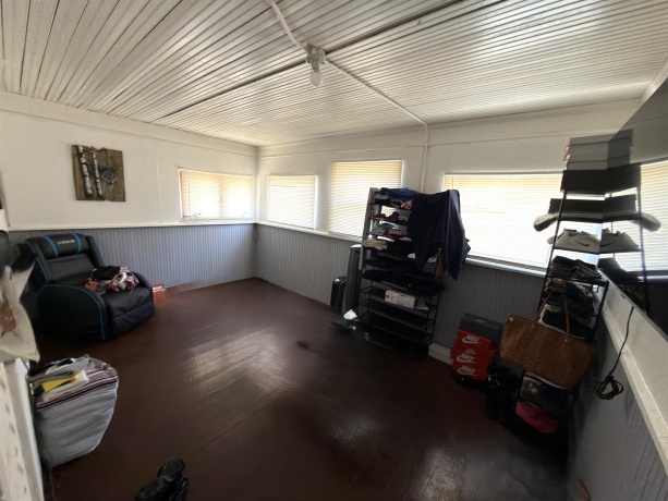 1036 Winnebago, ROCKFORD, Illinois 61103, 4 Bedrooms Bedrooms, ,1 BathroomBathrooms,House,For Sale,Winnebago,202601284