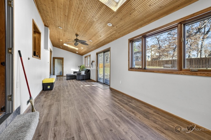 1731 Demeter, FREEPORT, Illinois 61032, 4 Bedrooms Bedrooms, ,3 BathroomsBathrooms,House,For Sale,Demeter,202601290