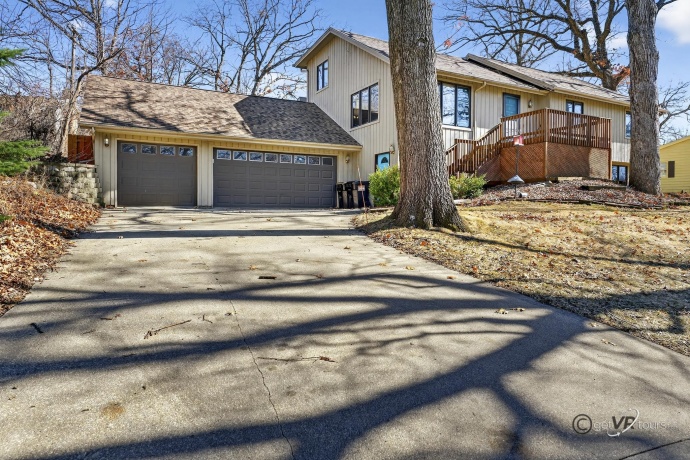 1731 Demeter, FREEPORT, Illinois 61032, 4 Bedrooms Bedrooms, ,3 BathroomsBathrooms,House,For Sale,Demeter,202601290