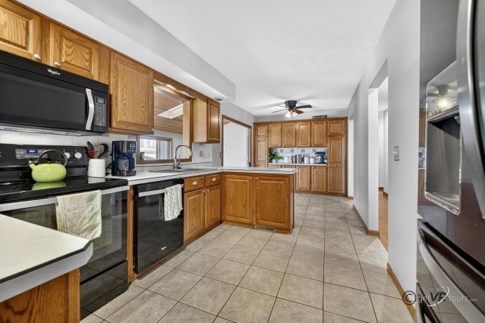 1731 Demeter, FREEPORT, Illinois 61032, 4 Bedrooms Bedrooms, ,3 BathroomsBathrooms,House,For Sale,Demeter,202601290