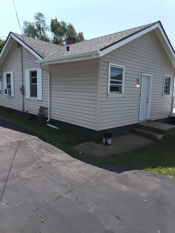 3307 Hoover, ROCKFORD, Illinois 61109, 2 Bedrooms Bedrooms, ,1 BathroomBathrooms,House,For Sale,Hoover,202601292