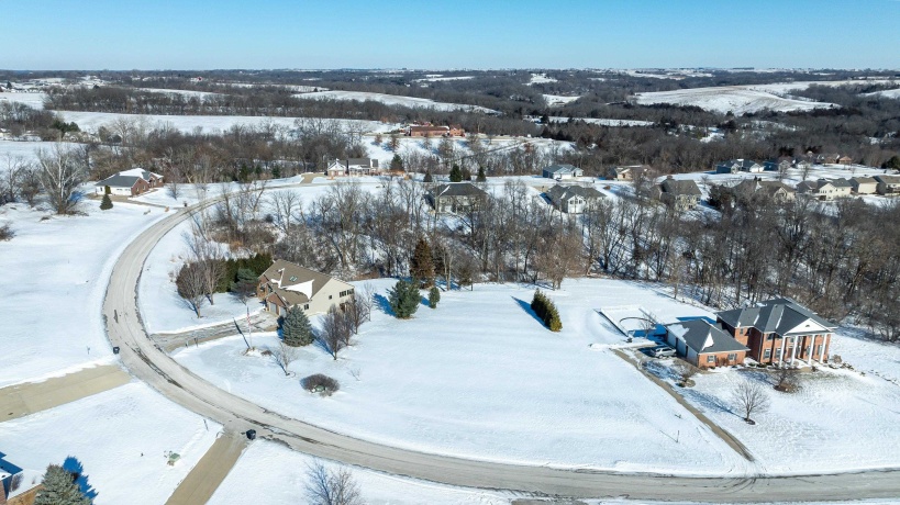 18694 Michelle, EAST DUBUQUE, Illinois 61025, 4 Bedrooms Bedrooms, ,3 BathroomsBathrooms,House,For Sale,Michelle,202601294