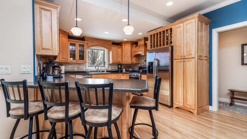 18694 Michelle, EAST DUBUQUE, Illinois 61025, 4 Bedrooms Bedrooms, ,3 BathroomsBathrooms,House,For Sale,Michelle,202601294