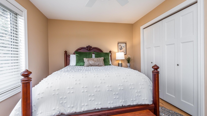 18694 Michelle, EAST DUBUQUE, Illinois 61025, 4 Bedrooms Bedrooms, ,3 BathroomsBathrooms,House,For Sale,Michelle,202601294