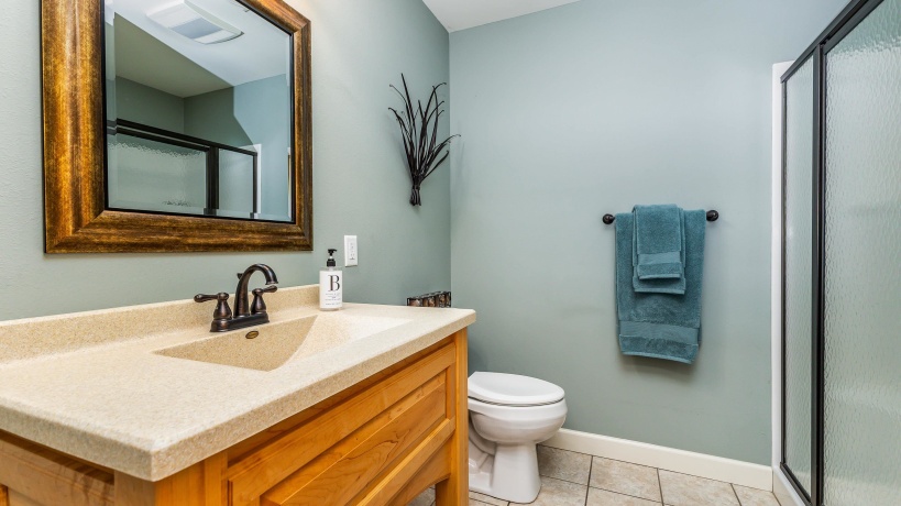 18694 Michelle, EAST DUBUQUE, Illinois 61025, 4 Bedrooms Bedrooms, ,3 BathroomsBathrooms,House,For Sale,Michelle,202601294