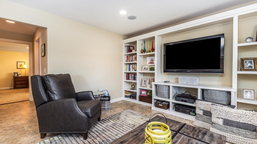 18694 Michelle, EAST DUBUQUE, Illinois 61025, 4 Bedrooms Bedrooms, ,3 BathroomsBathrooms,House,For Sale,Michelle,202601294