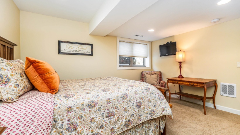 18694 Michelle, EAST DUBUQUE, Illinois 61025, 4 Bedrooms Bedrooms, ,3 BathroomsBathrooms,House,For Sale,Michelle,202601294