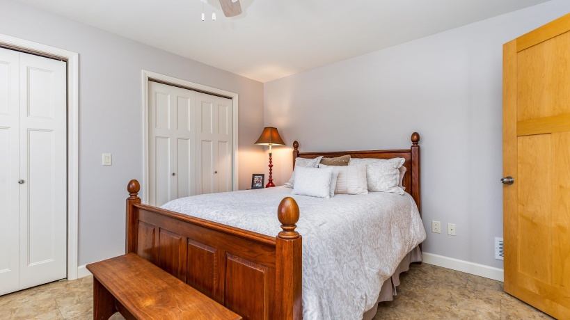 18694 Michelle, EAST DUBUQUE, Illinois 61025, 4 Bedrooms Bedrooms, ,3 BathroomsBathrooms,House,For Sale,Michelle,202601294