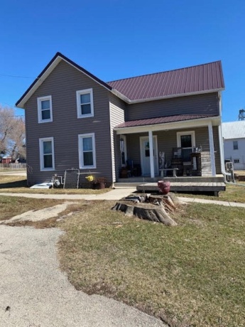 101 Stephenson, GERMAN VALLEY, Illinois 61039, 3 Bedrooms Bedrooms, ,1 BathroomBathrooms,House,For Sale,Stephenson,202601307