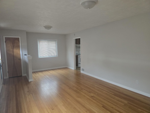 1103 Scottswood, ROCKFORD, Illinois 61107, 3 Bedrooms Bedrooms, ,1 BathroomBathrooms,House,For Sale,Scottswood,202601310