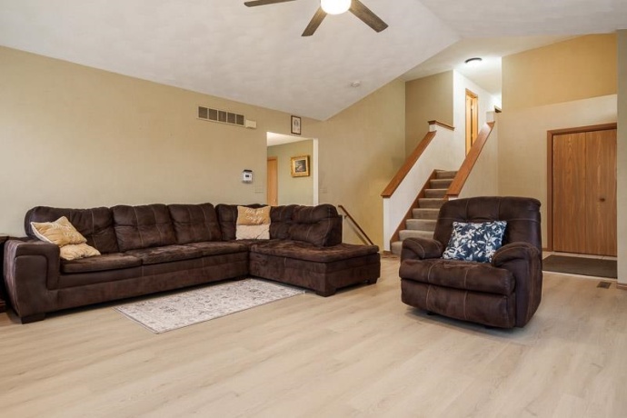 6511 WEAVER, ROCKFORD, Illinois 61114, 4 Bedrooms Bedrooms, ,2 BathroomsBathrooms,House,For Sale,WEAVER,202601312