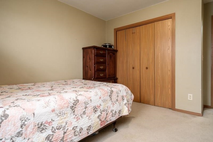 6511 WEAVER, ROCKFORD, Illinois 61114, 4 Bedrooms Bedrooms, ,2 BathroomsBathrooms,House,For Sale,WEAVER,202601312