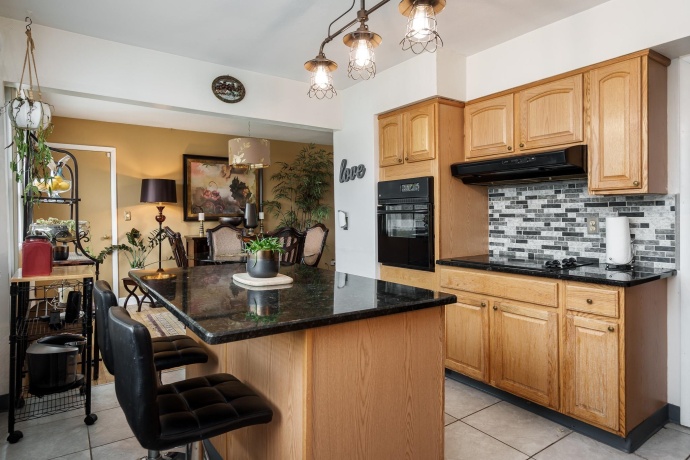 1420 NOTRE DAME, ROCKFORD, Illinois 61103, 3 Bedrooms Bedrooms, ,2 BathroomsBathrooms,House,For Sale,NOTRE DAME,202601314