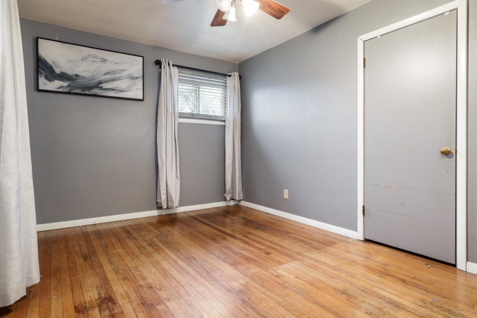 1420 NOTRE DAME, ROCKFORD, Illinois 61103, 3 Bedrooms Bedrooms, ,2 BathroomsBathrooms,House,For Sale,NOTRE DAME,202601314