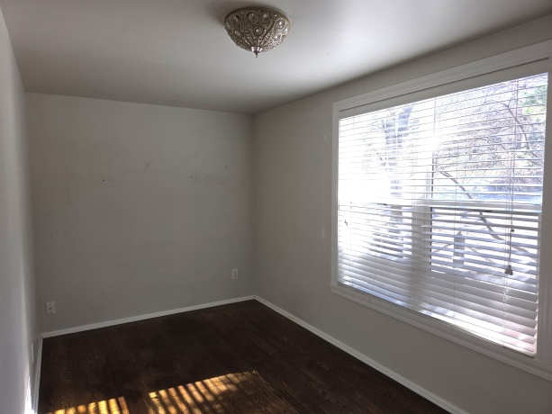 900 RIDGEWOOD, ROCKFORD, Illinois 61107, 3 Bedrooms Bedrooms, ,1 BathroomBathrooms,House,For Sale,RIDGEWOOD,202601315