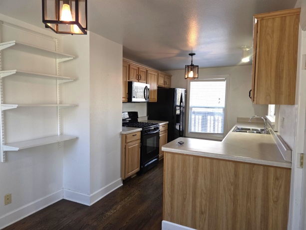 900 RIDGEWOOD, ROCKFORD, Illinois 61107, 3 Bedrooms Bedrooms, ,1 BathroomBathrooms,House,For Sale,RIDGEWOOD,202601315