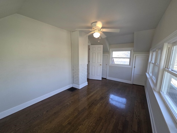 900 RIDGEWOOD, ROCKFORD, Illinois 61107, 3 Bedrooms Bedrooms, ,1 BathroomBathrooms,House,For Sale,RIDGEWOOD,202601315