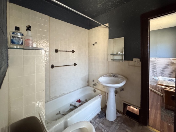 136 Lexington, ROCKFORD, Illinois 61102, 2 Bedrooms Bedrooms, ,1 BathroomBathrooms,House,For Sale,Lexington,202601316