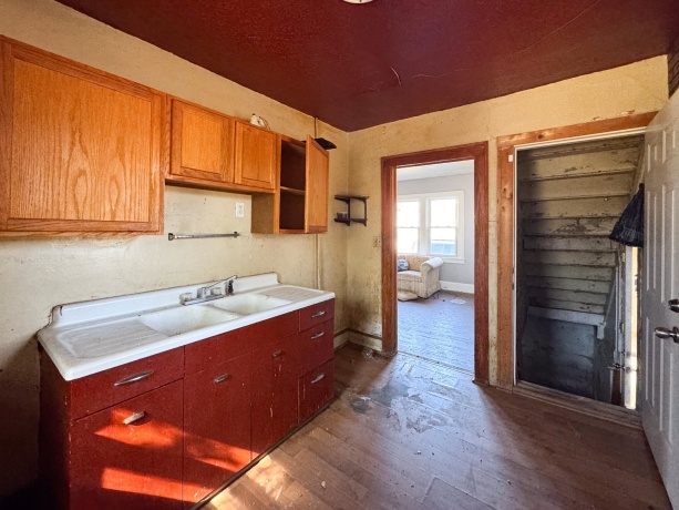 136 Lexington, ROCKFORD, Illinois 61102, 2 Bedrooms Bedrooms, ,1 BathroomBathrooms,House,For Sale,Lexington,202601316