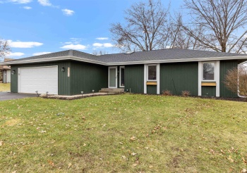 9573 Twin Deer, ROSCOE, Illinois 61073, 3 Bedrooms Bedrooms, ,2 BathroomsBathrooms,House,For Sale,Twin Deer,202601002