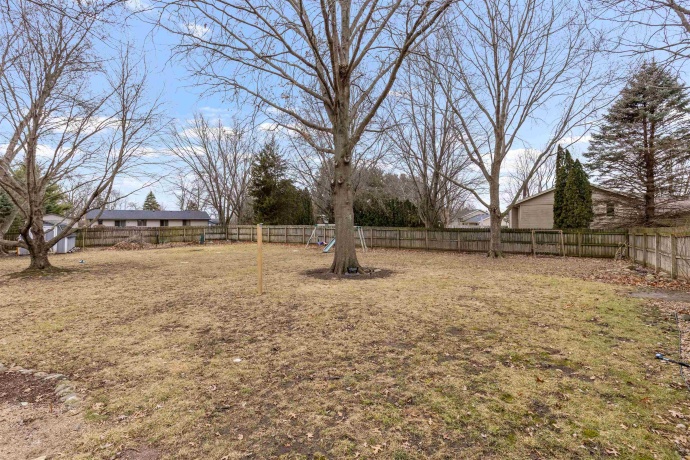 9573 Twin Deer, ROSCOE, Illinois 61073, 3 Bedrooms Bedrooms, ,2 BathroomsBathrooms,House,For Sale,Twin Deer,202601002